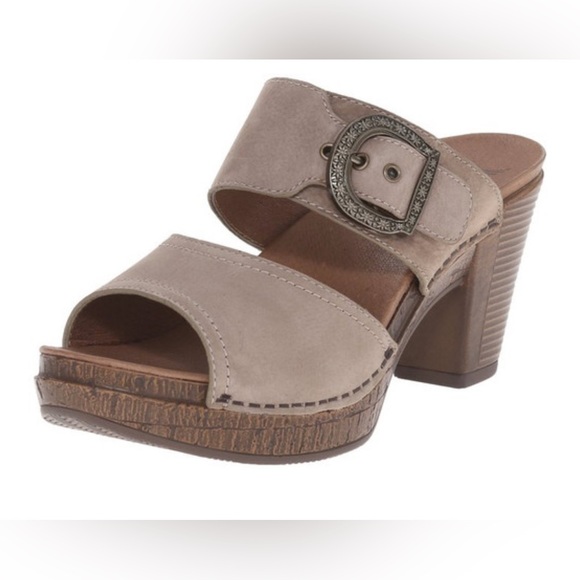 Dansko Shoes - NWOT Dansko Women's Ramona Slide Taupe Nubuck